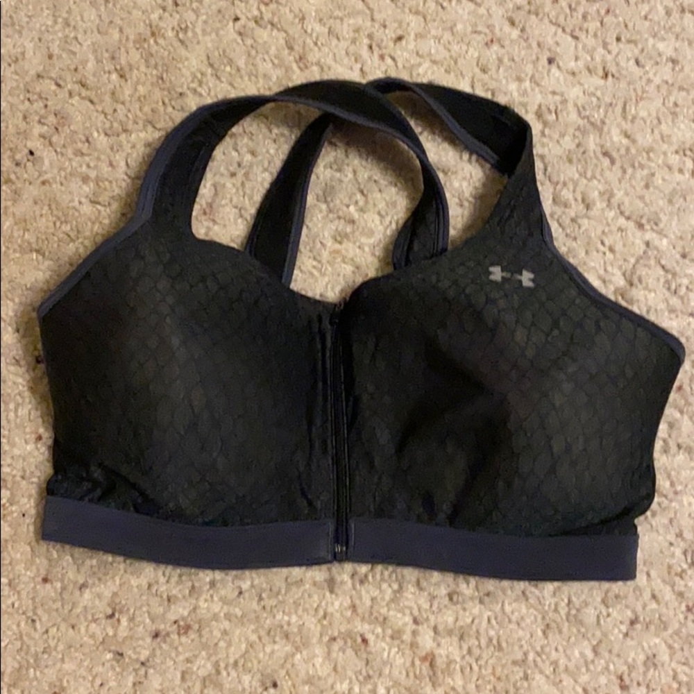 Under Armour Sports Bra 💕